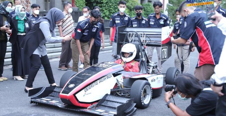 Mobil Formula UGM Siap Berkompetisi di Belanda