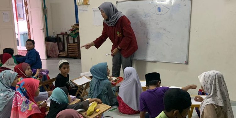 KKN Kolaborasi dengan 4 PTMA se-Indonesia, UMY Lakukan Pendampingan Anak Pekerja Migran di Malaysia