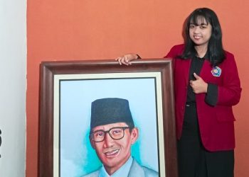 Lukis Wajah Sandiaga Uno, Mahasiswa UMM Pecahkan Rekor MURI