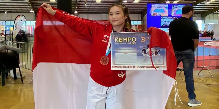 UNNES student, Putri Daffa Dianlin, won the World Championship title in the World Kempo Championship 2023