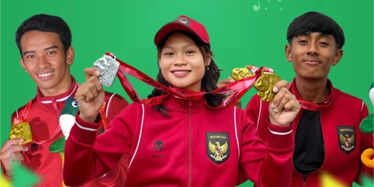 Tiga Mahasiswa UM Surabaya Raih Medali Emas di ASEAN University Games
