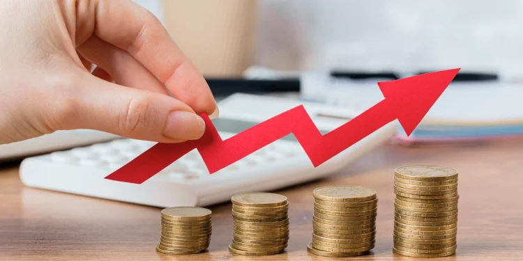 UMP 2025: Perspektif Kelas Pekerja dan Pengusaha