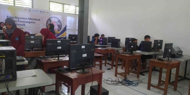 Siswa SMK di Mranggen Diajak Menjelajah 7 Benua dan 5 Samudra Melalui Pembuatan Video Edukatif di Canva