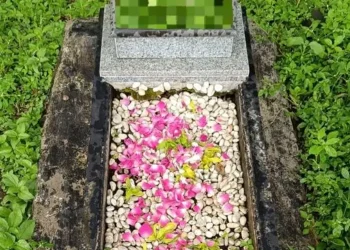 Viral Tren Jastip Nyekar, Dosen UMSURA Soroti dari Perspektif Hukum Islam